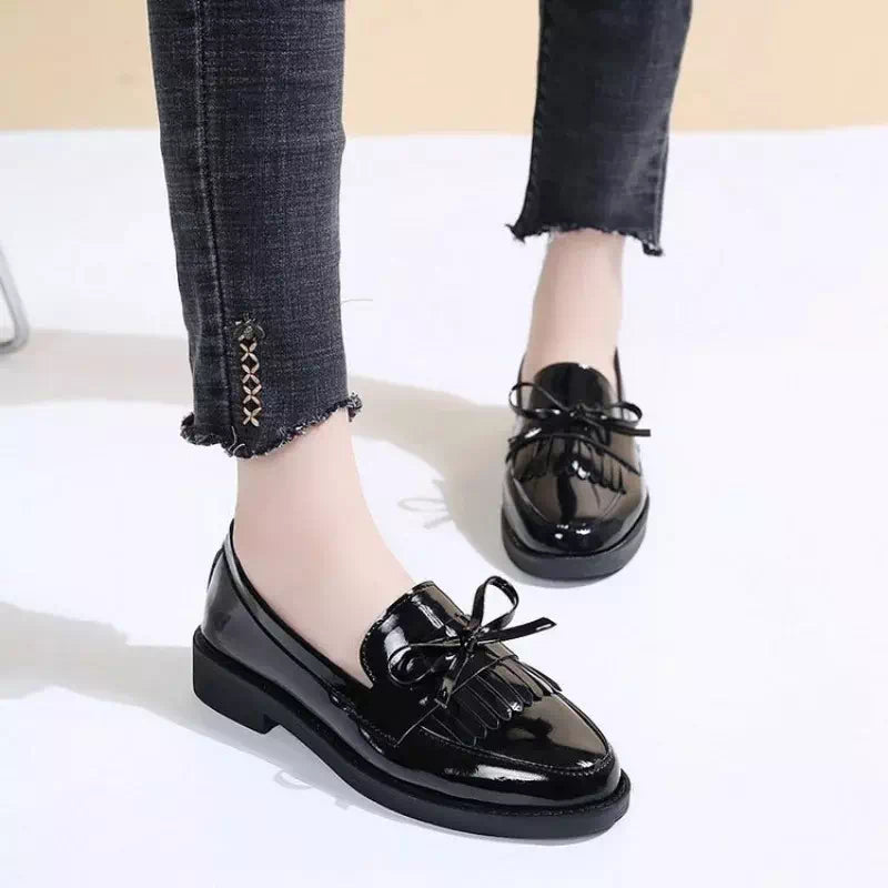 Black leather moccasin for women Podoways