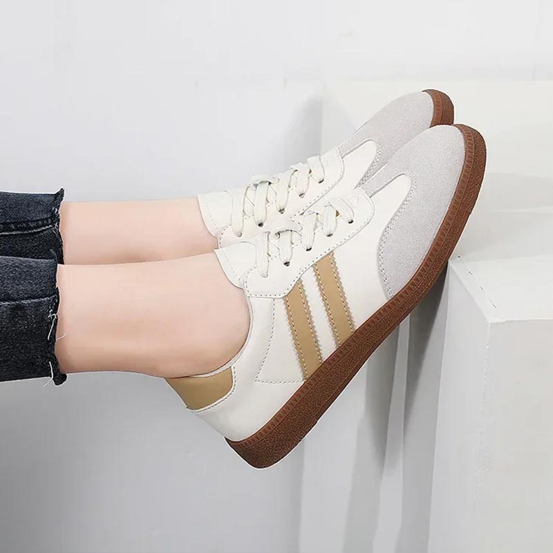 Platåskor för damsneakers