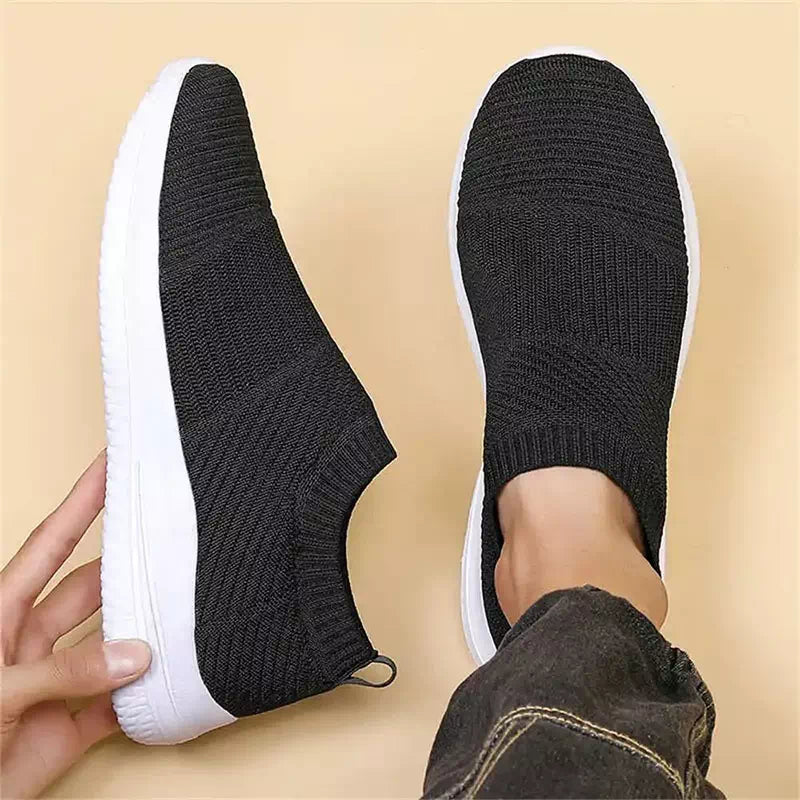 Podoways men's slip-on sneaker