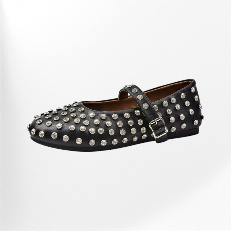 Studded moccasin for women