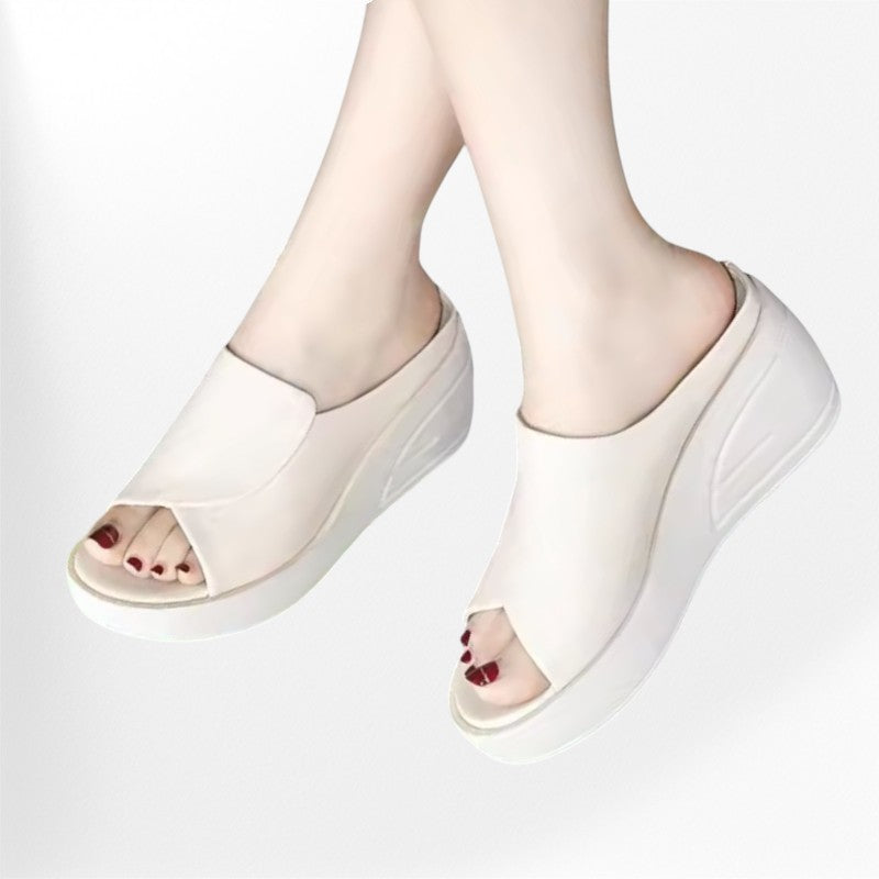 Summer slippers for women