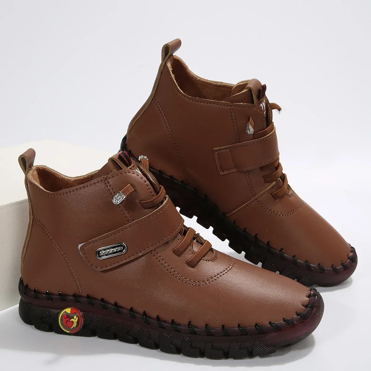 Sneakersstövlar för kvinnor