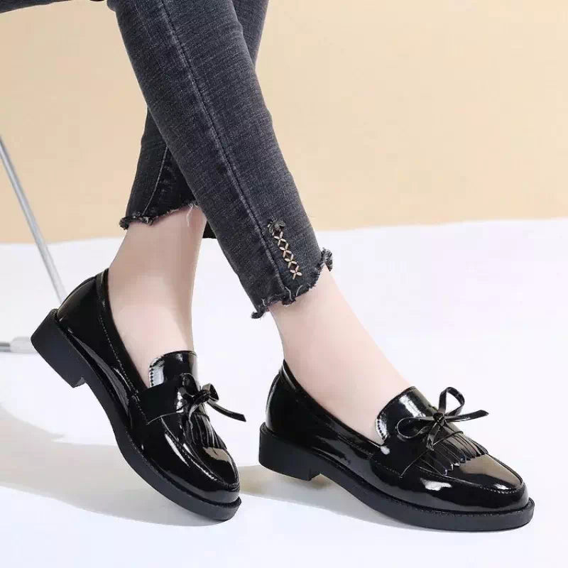 Black leather moccasin for women Podoways
