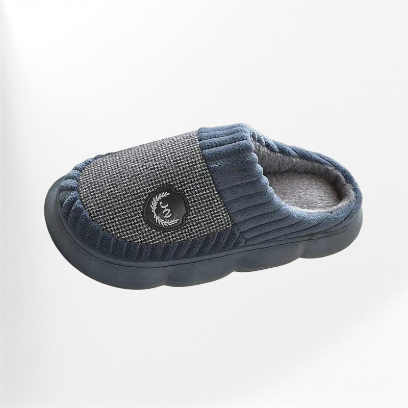 Memory foam slipper for plantar fasciitis