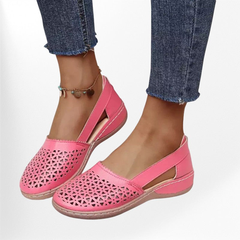 Orthopedic leather sandals