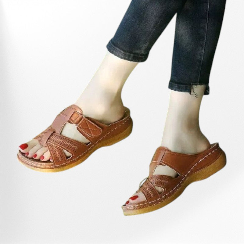 Orthopedic sandals for women